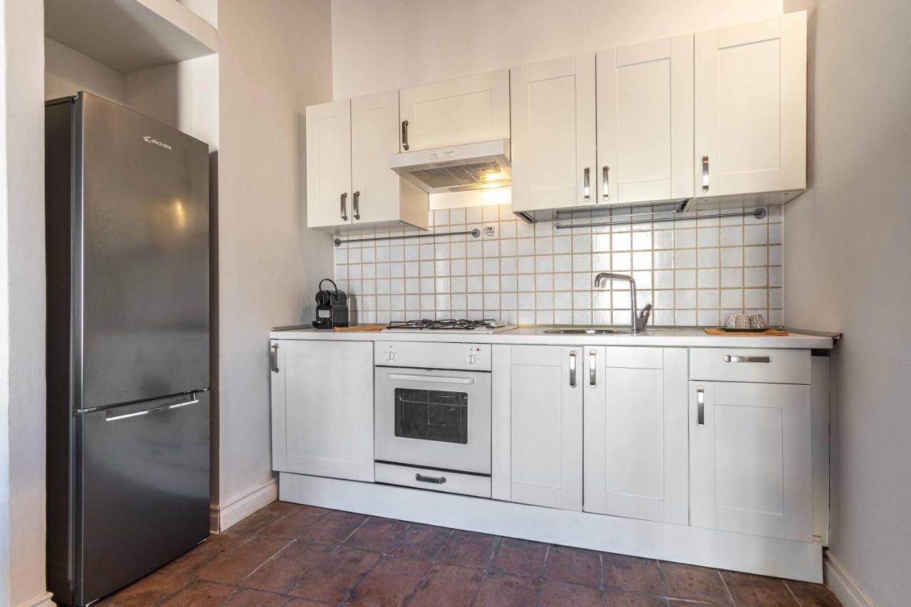 San Pietro House Lägenhet Bari Exteriör bild